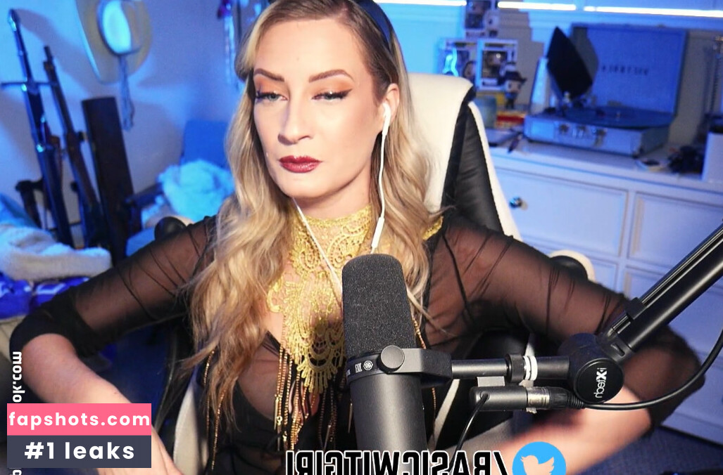 BasicWitGirl Nahé úniky fotek pouze od fanoušků #38 - Fapshots