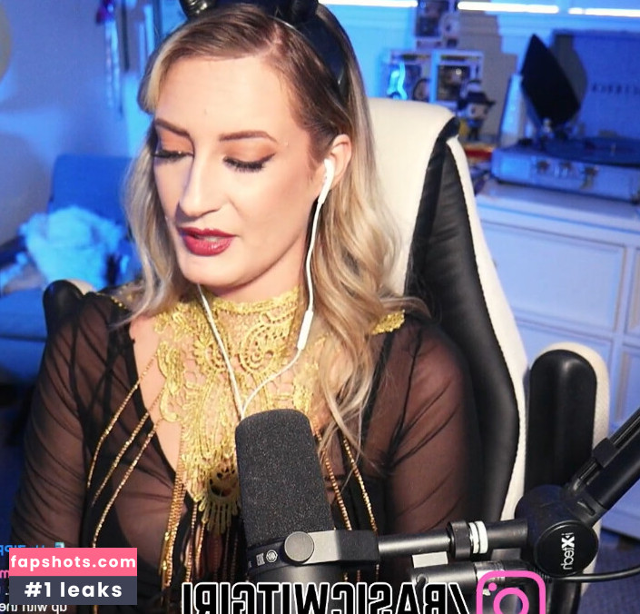 BasicWitGirl Nahé úniky fotek pouze od fanoušků #42 - Fapshots