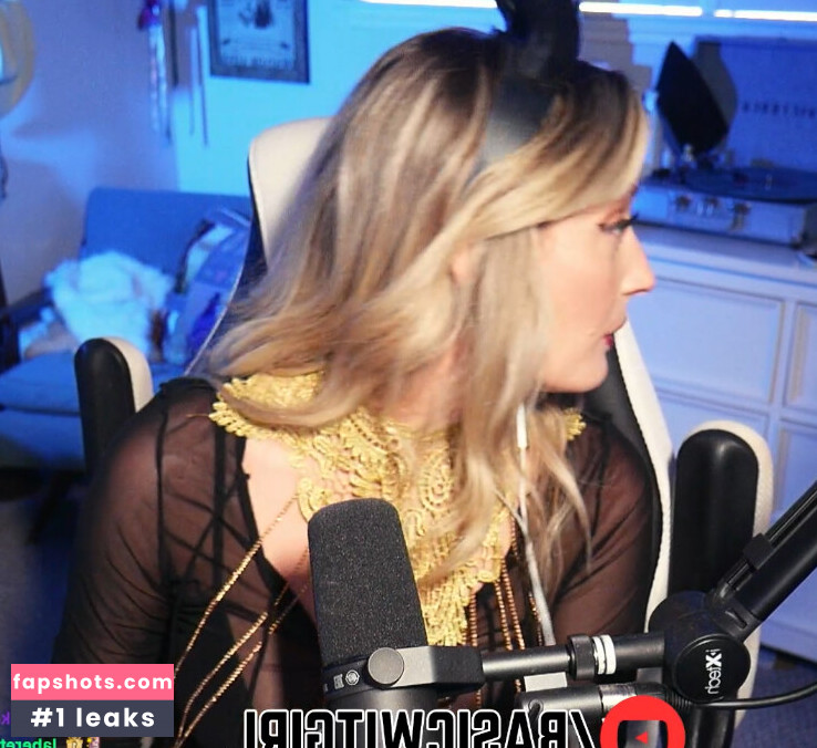 BasicWitGirl Nahé úniky fotek pouze od fanoušků #50 - Fapshots