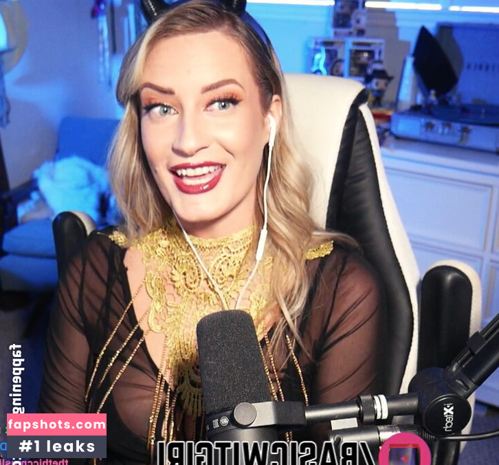 BasicWitGirl Nahé úniky fotek pouze od fanoušků #55 - Fapshots