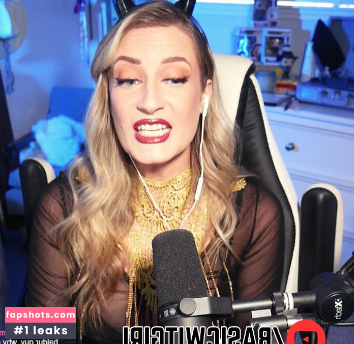 BasicWitGirl Nahé úniky fotek pouze od fanoušků #56 - Fapshots