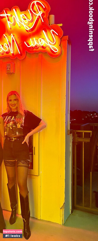 BasicWitGirl Nude Leaks OnlyFans Photos #82 - Fapshots