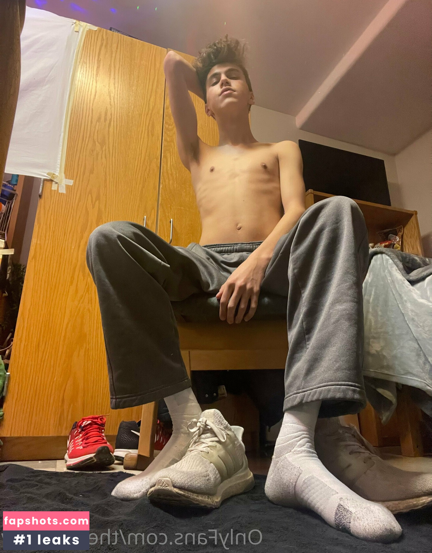 basilgray Nude Leaks OnlyFans Photos #11 - LeakJerk