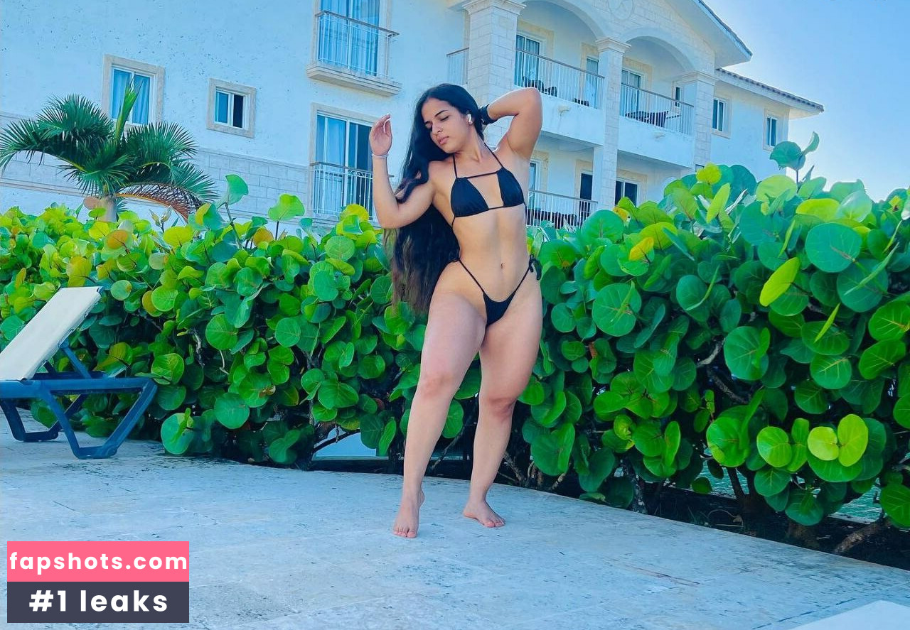 batista_steph gallery photo #2