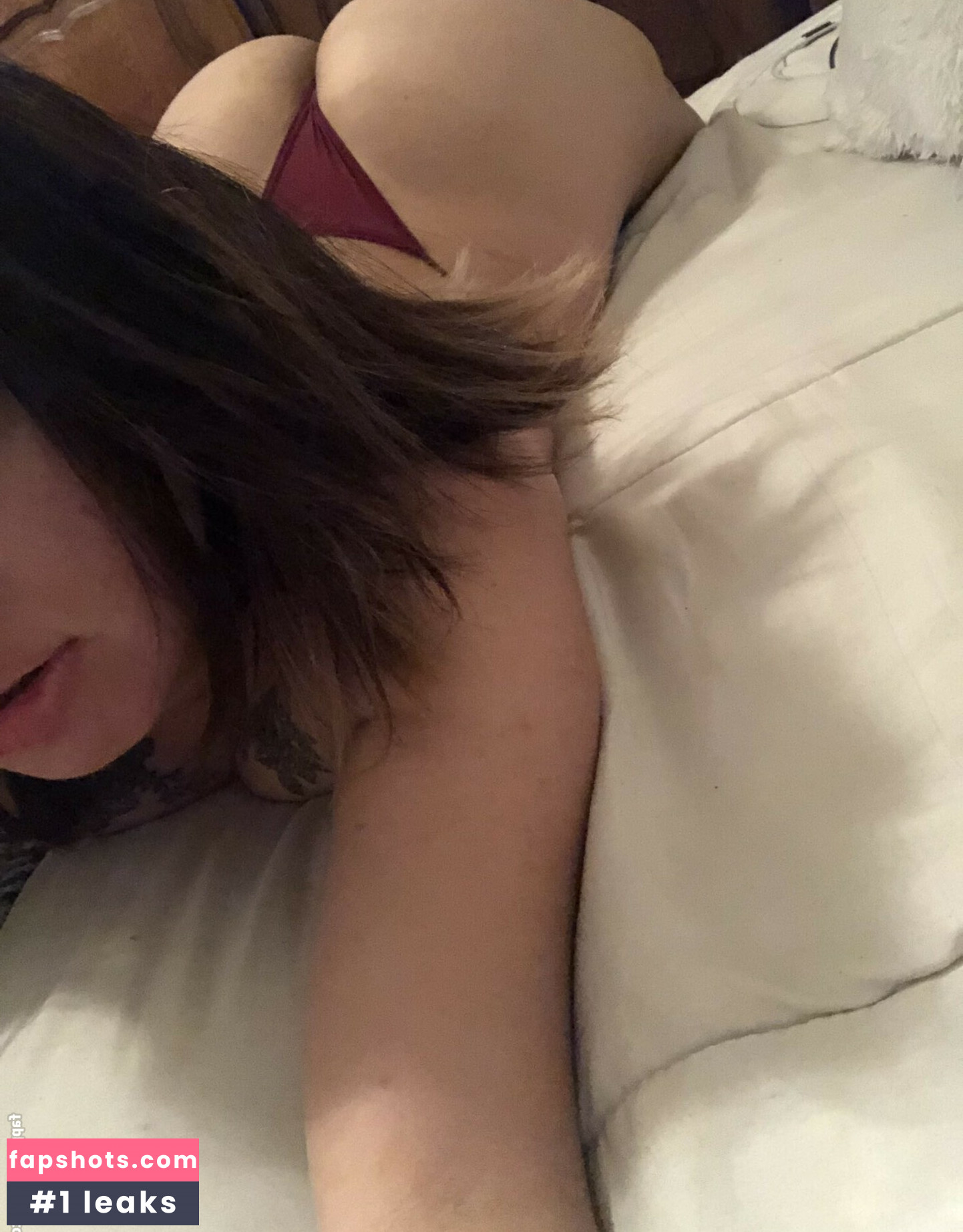 Baviwolfie gallery photo #20