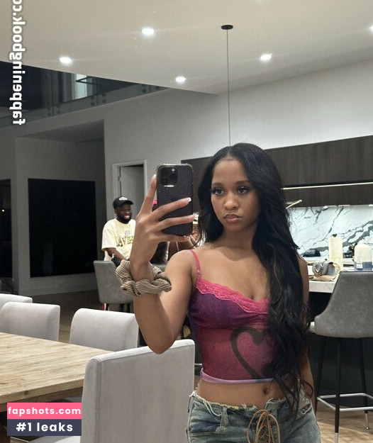 Bayla gallery photo #9