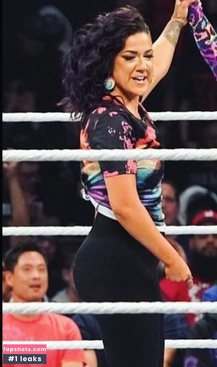 Bayley gallery photo #119