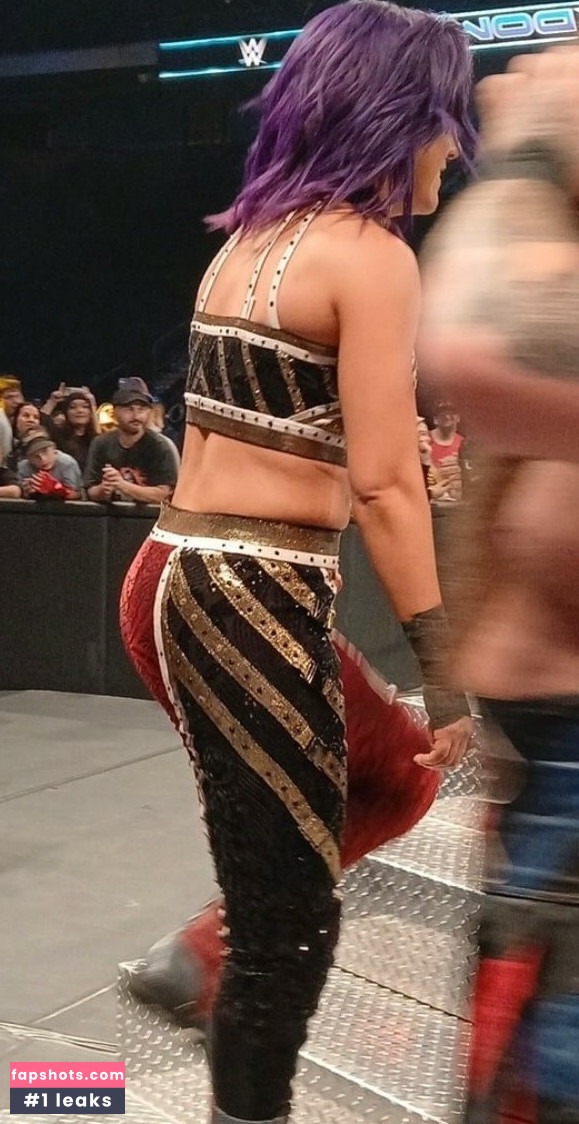 Bayley gallery photo #15