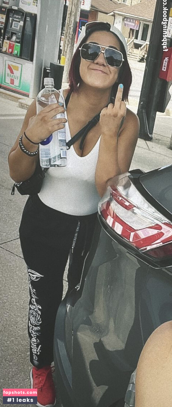 Bayley gallery photo #144