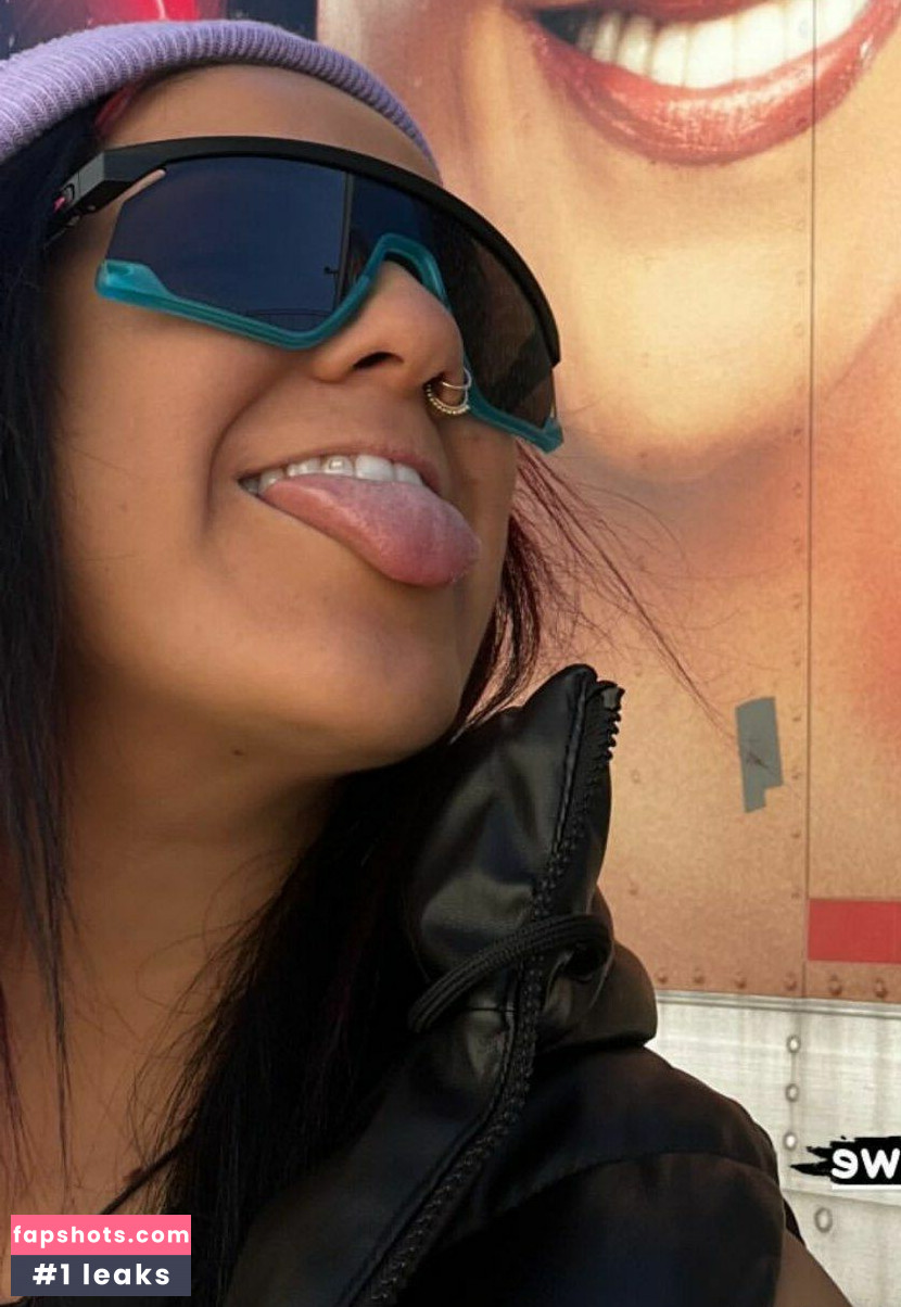 Bayley gallery photo #145