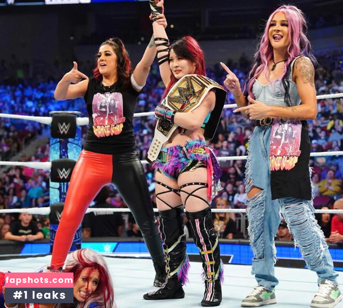 Bayley gallery photo #153