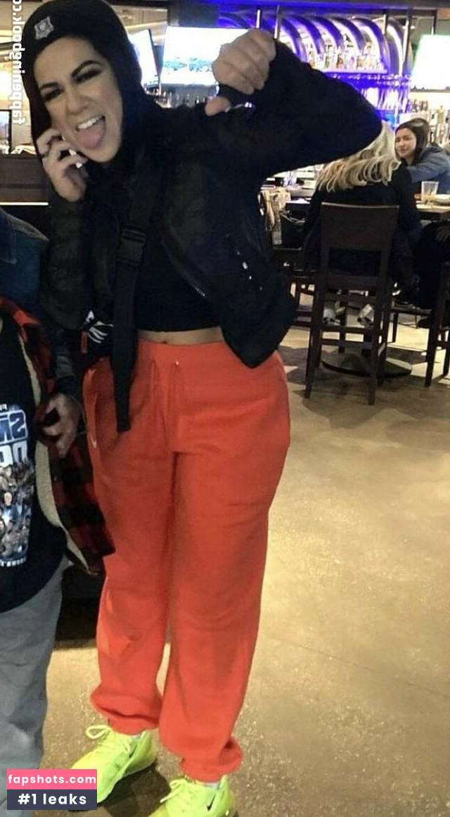 Bayley gallery photo #185