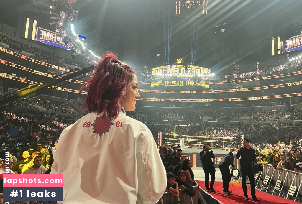 Bayley gallery photo #198