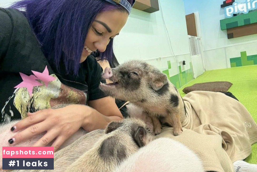 Bayley gallery photo #37