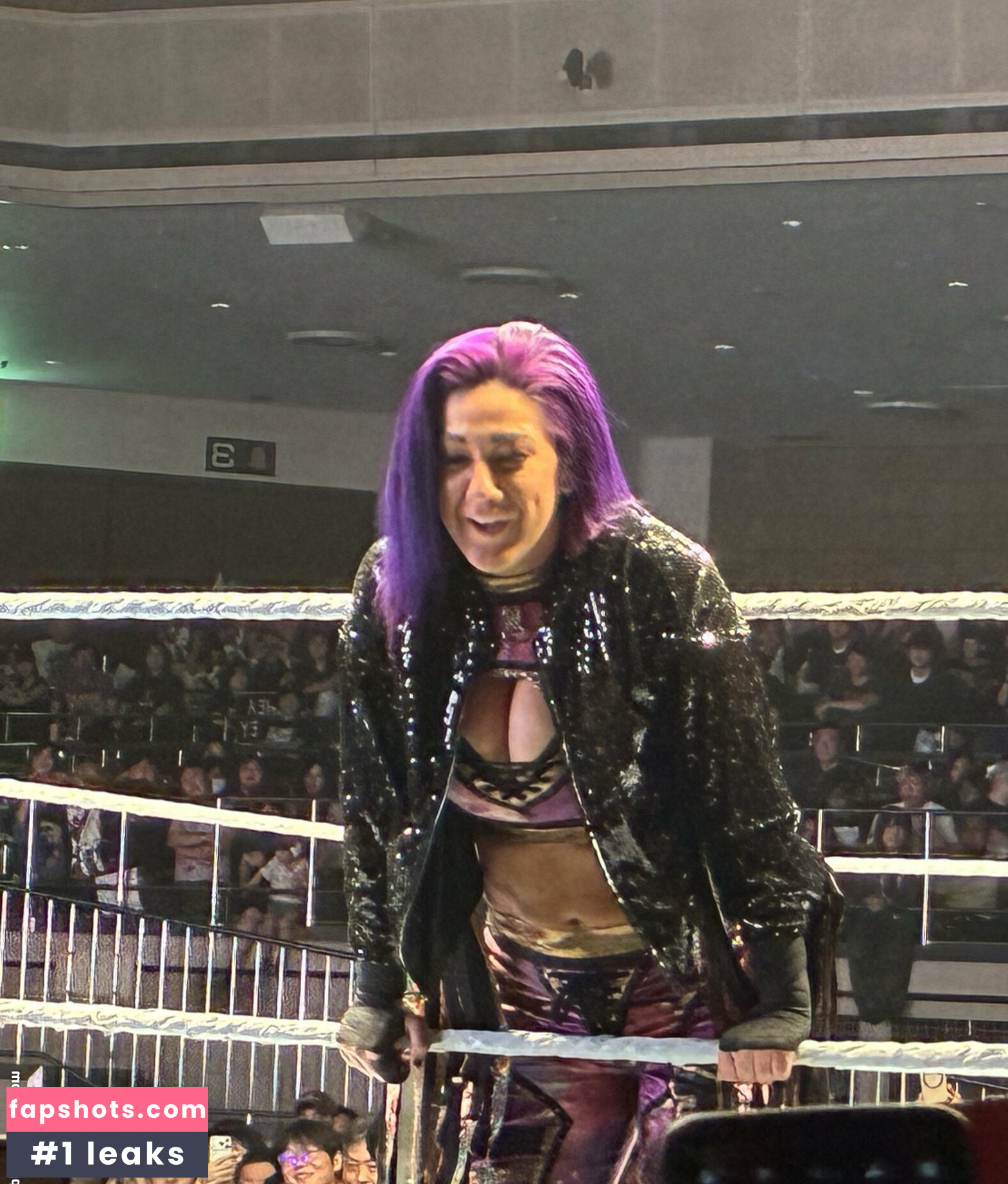 Bayley gallery photo #38