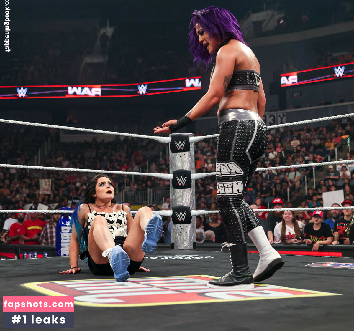 Bayley gallery photo #48