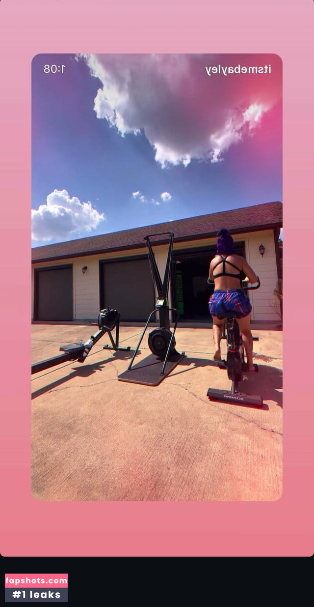 Bayley gallery photo #51