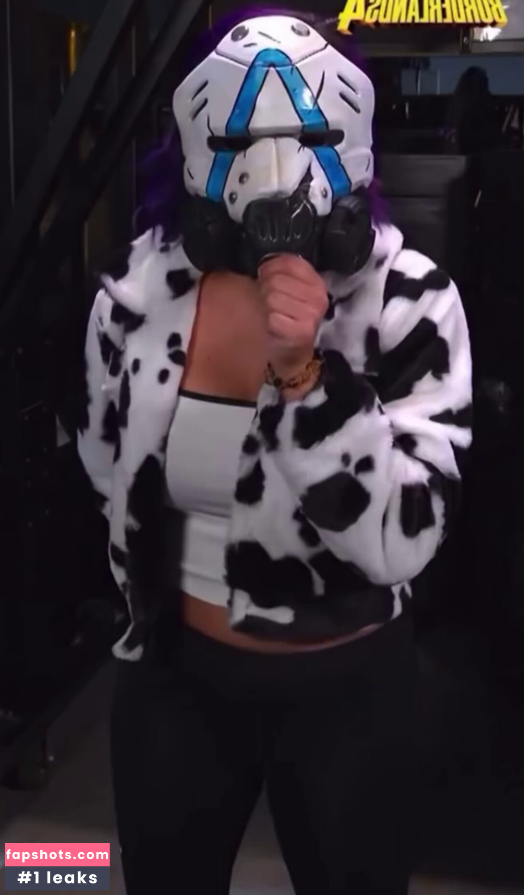 Bayley gallery photo #54