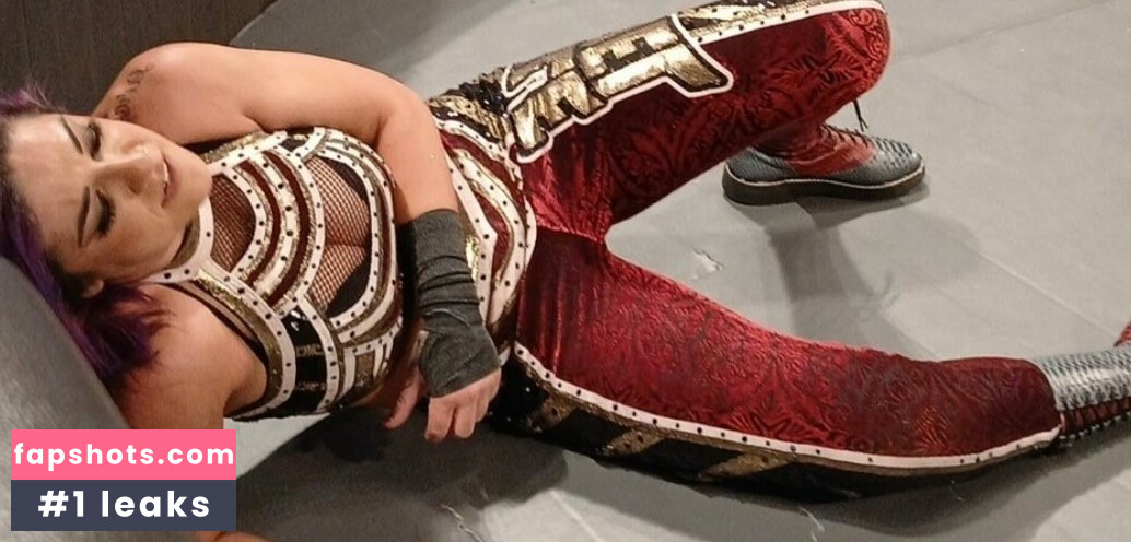 Bayley gallery photo #10