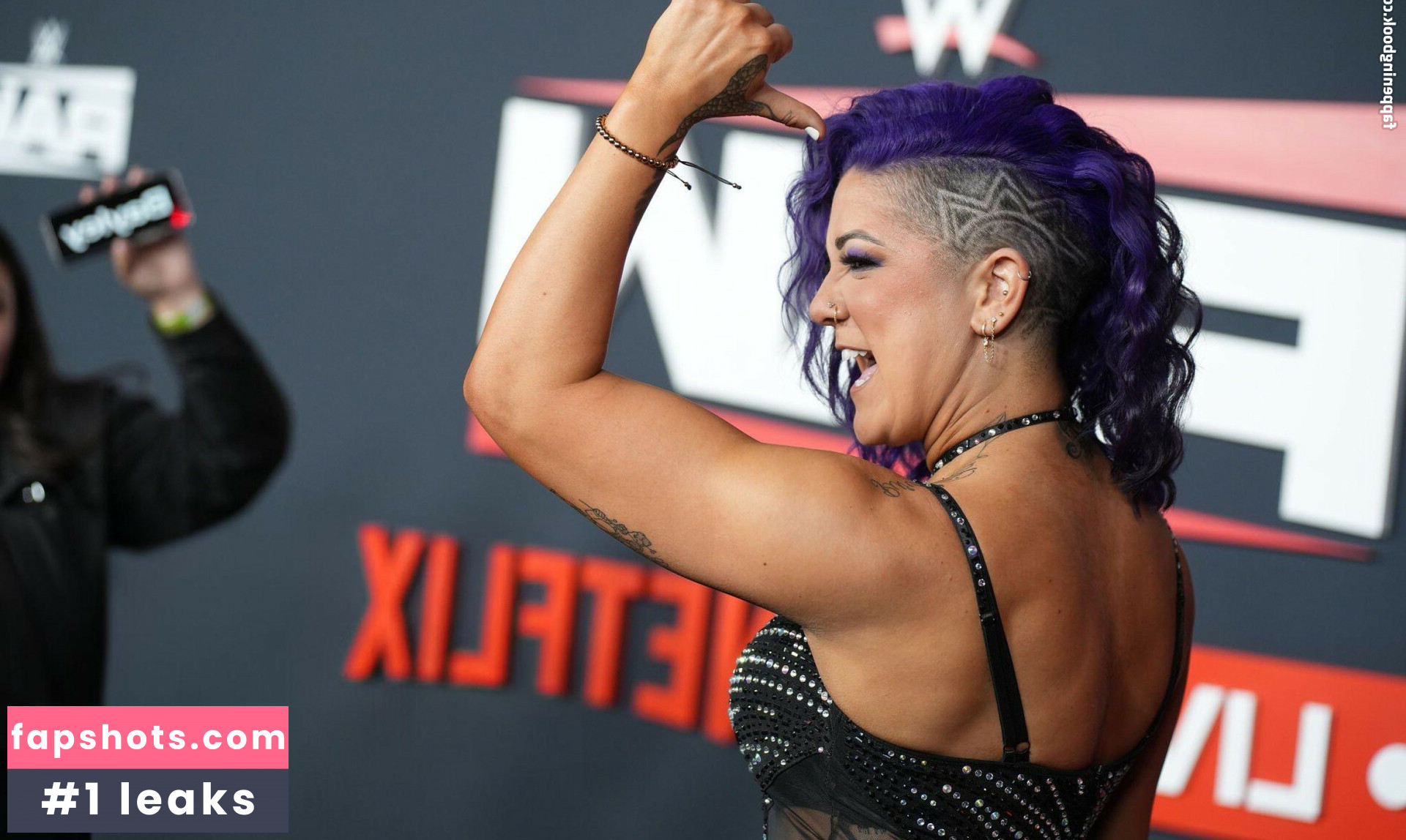 Bayley gallery photo #98