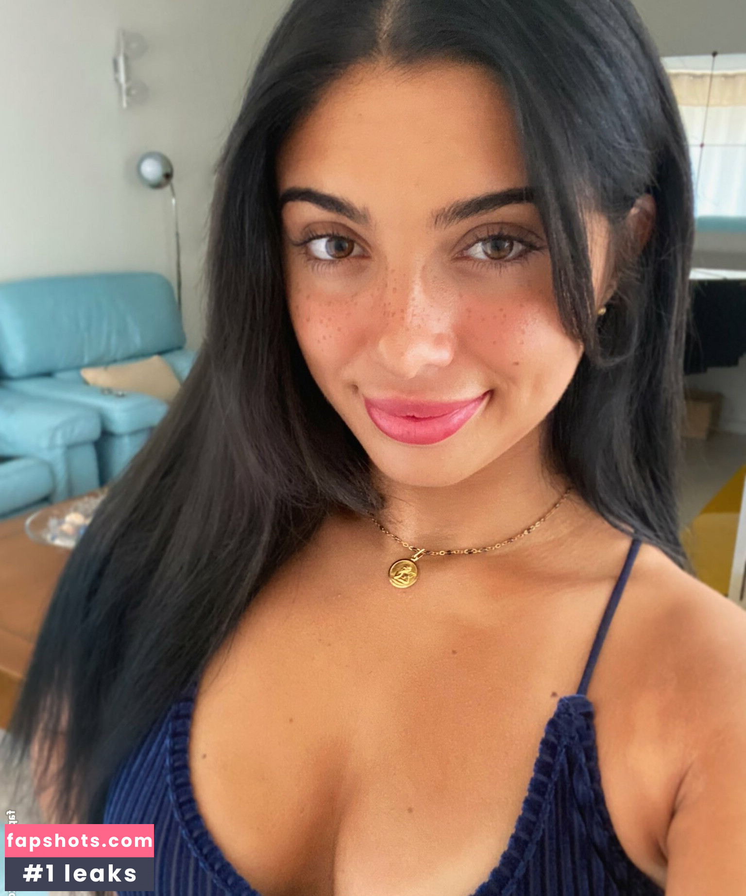 Bayonetta Julia gallery photo #4