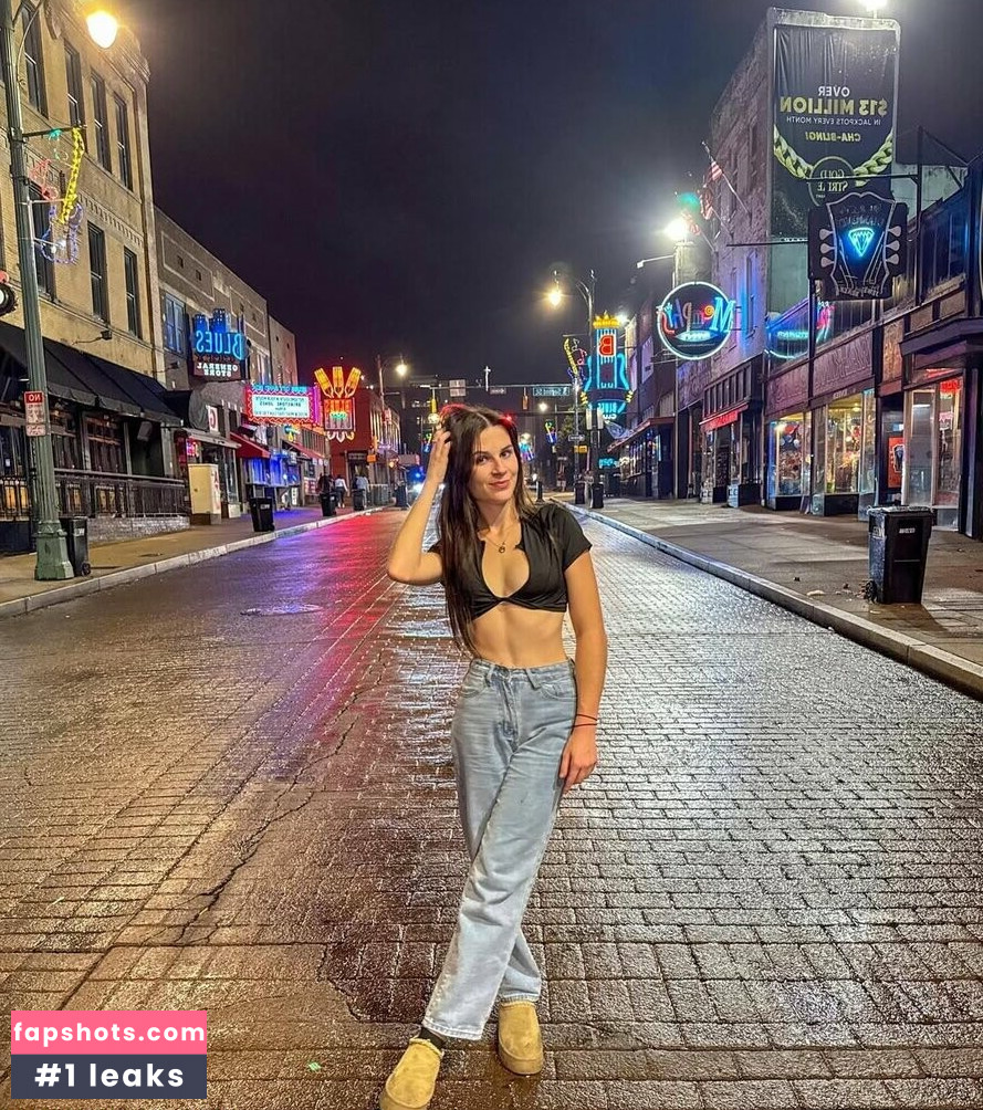 Bbcvixen Bbchoe69 Sluttysnowbun Slutty Snowbunny nude babe gallery