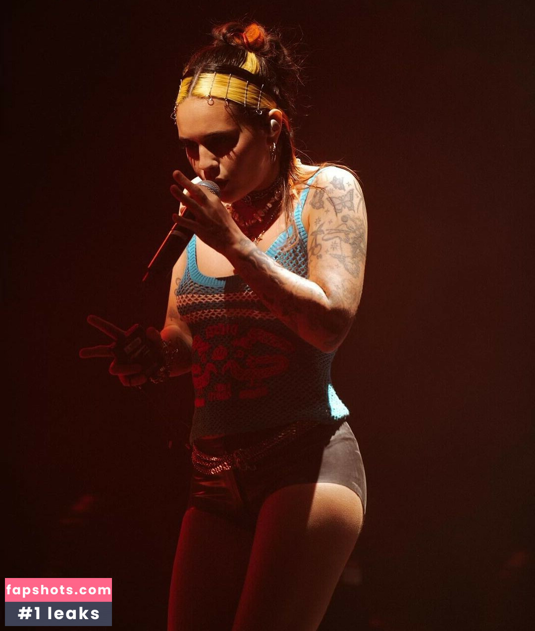 Bea Miller gallery photo #2