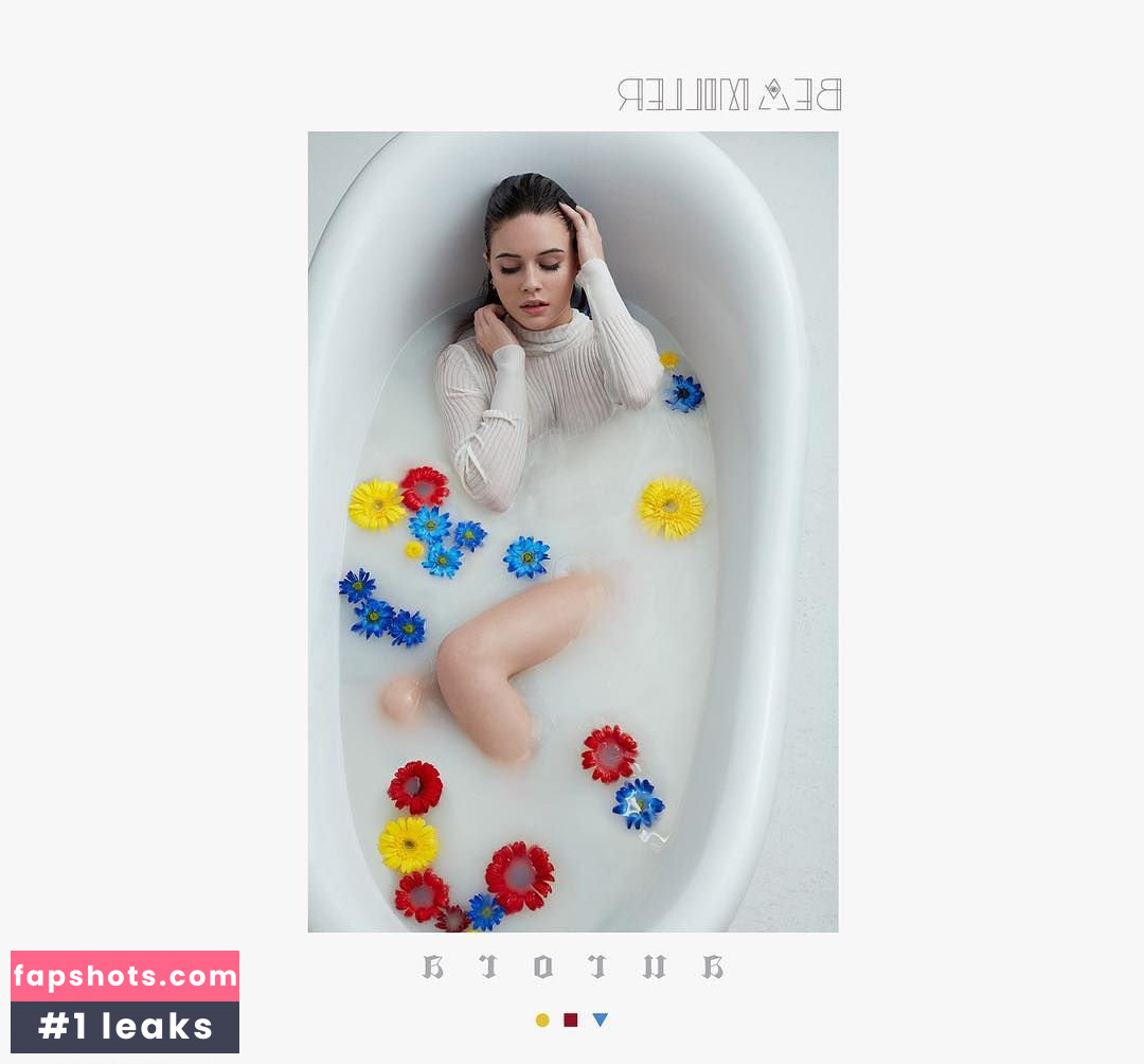 Bea Miller gallery photo #105