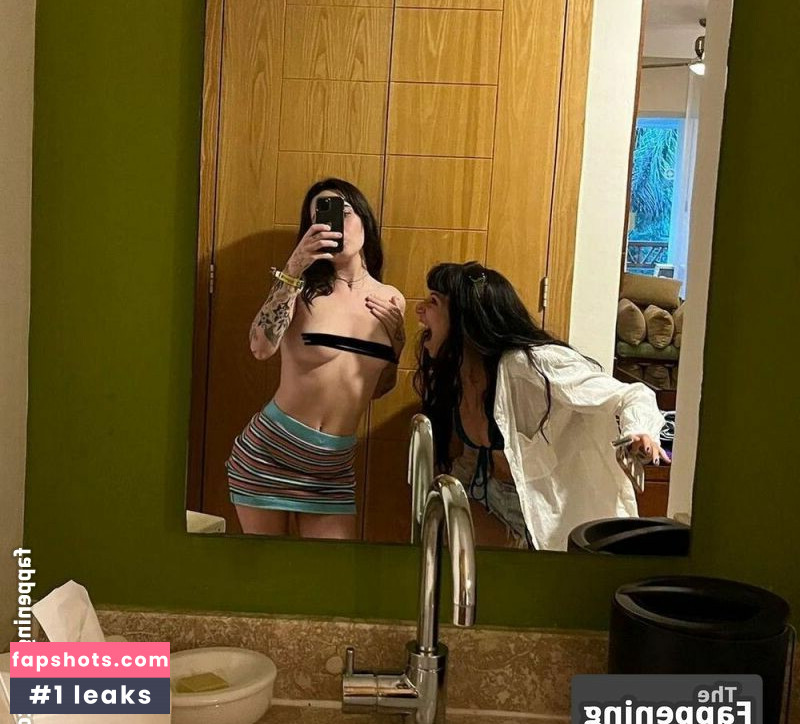 Bea Miller gallery photo #24