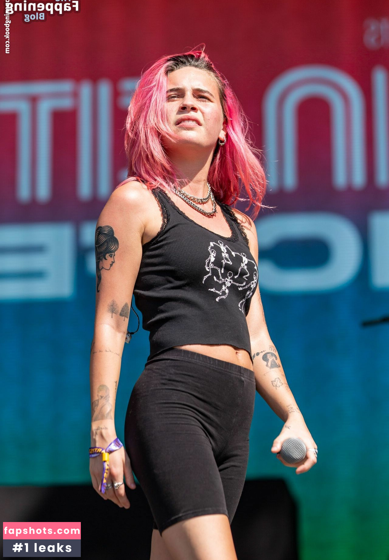 Bea Miller gallery photo #45