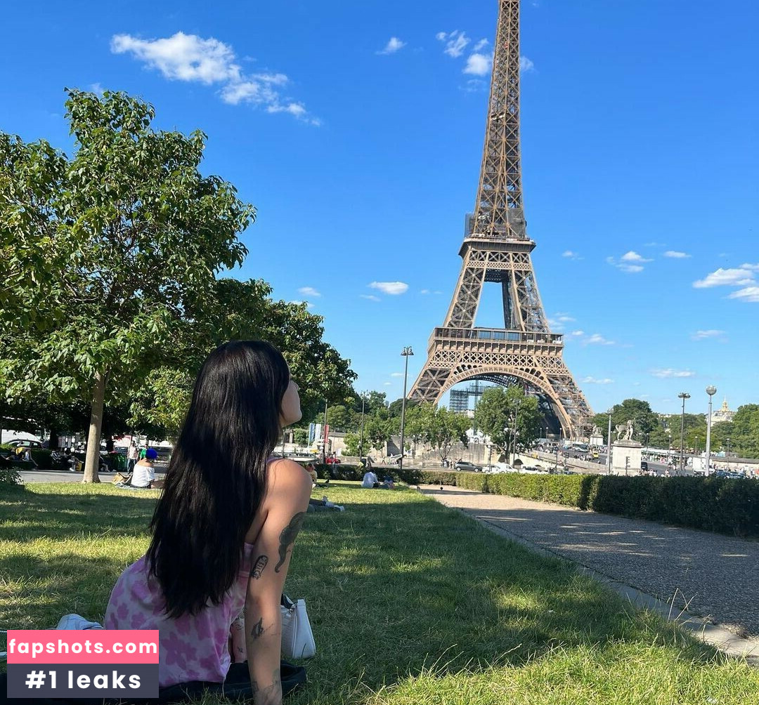 Bea Miller gallery photo #60