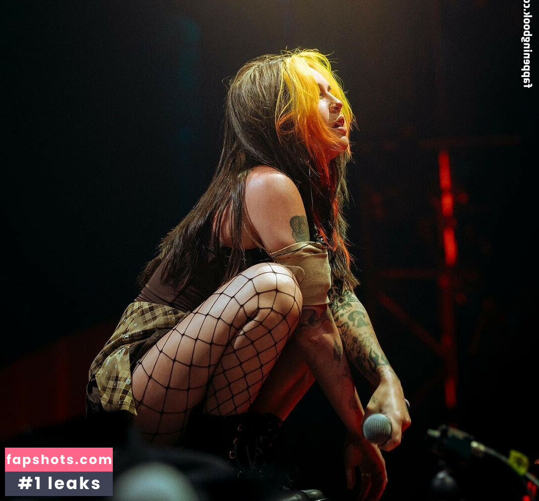 Bea Miller gallery photo #7