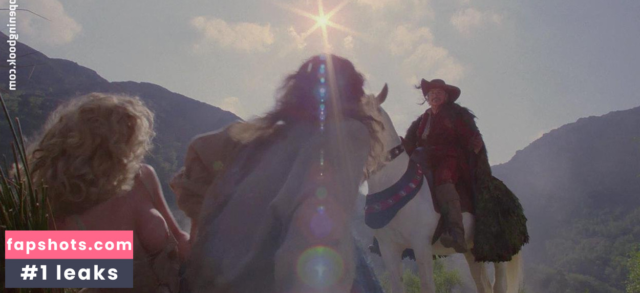 Beatie Edney gallery photo #4