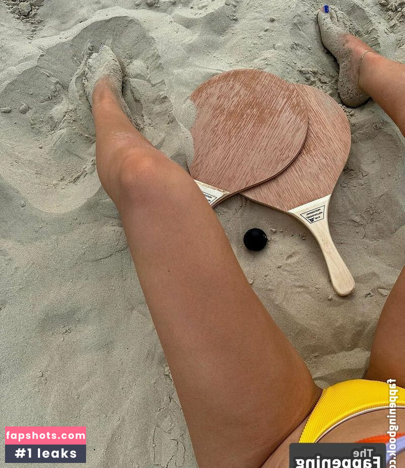 Beatrice Bouchard gallery photo #26