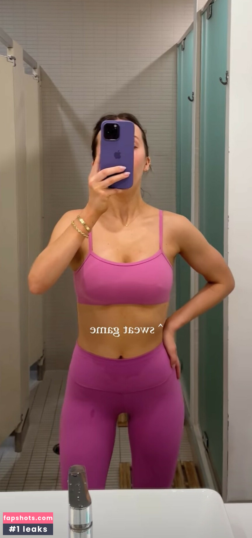 Beatrice Bouchard gallery photo #48