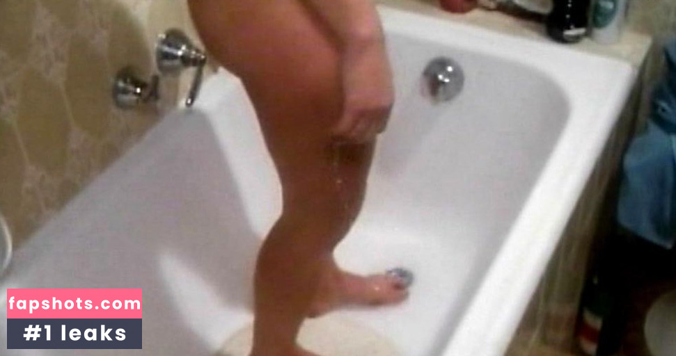 Beatrice Giorgi Nude Leaks OnlyFans Photos #4 - LeakJerk