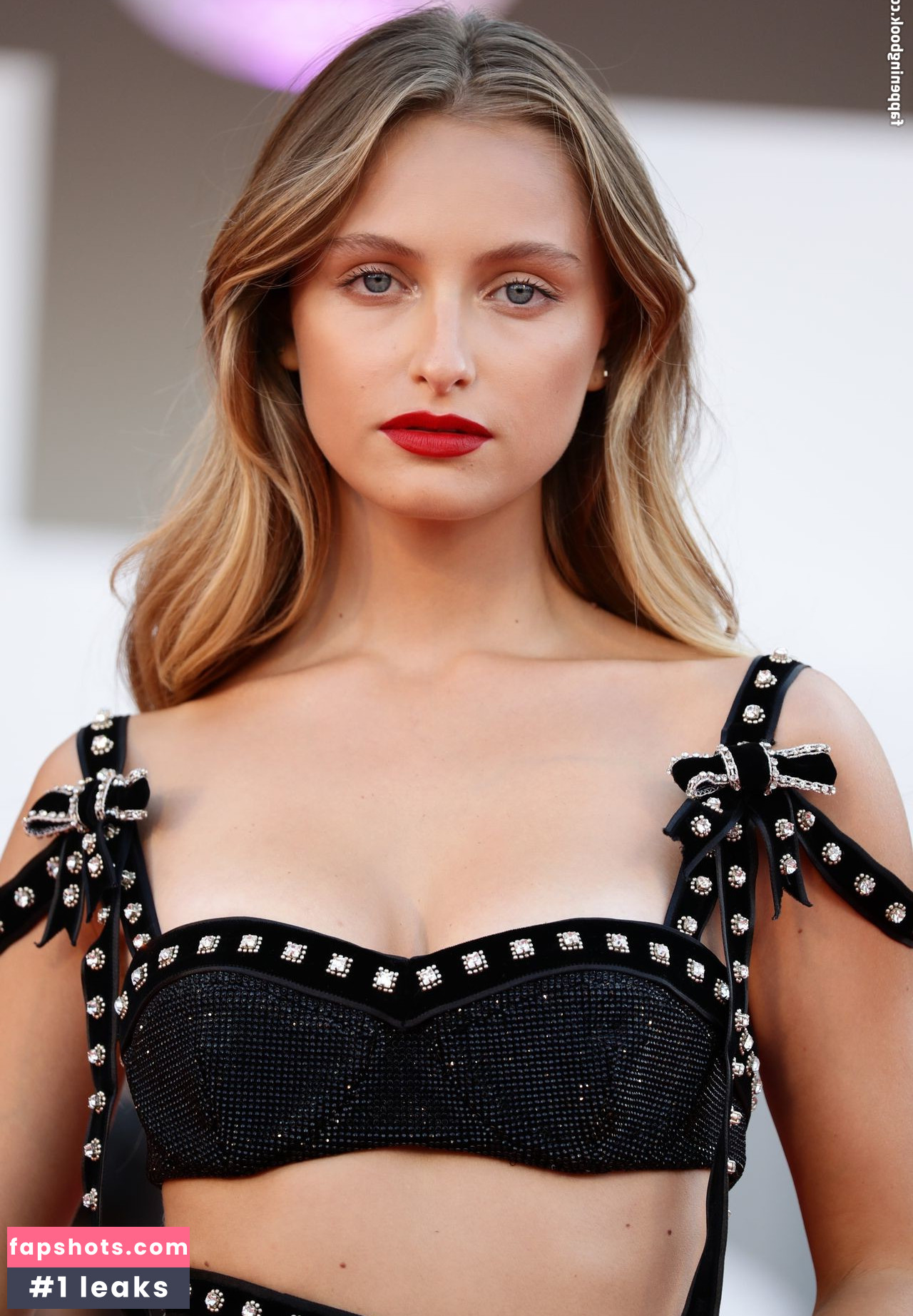 Beatrice Vendramin gallery photo #51