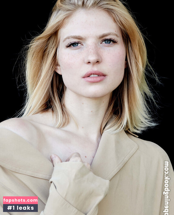 beatrice0neill gallery photo #6