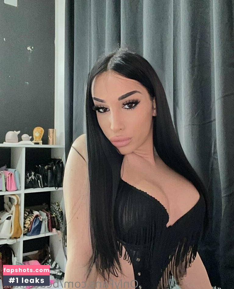 beatrixxnx gallery photo #8