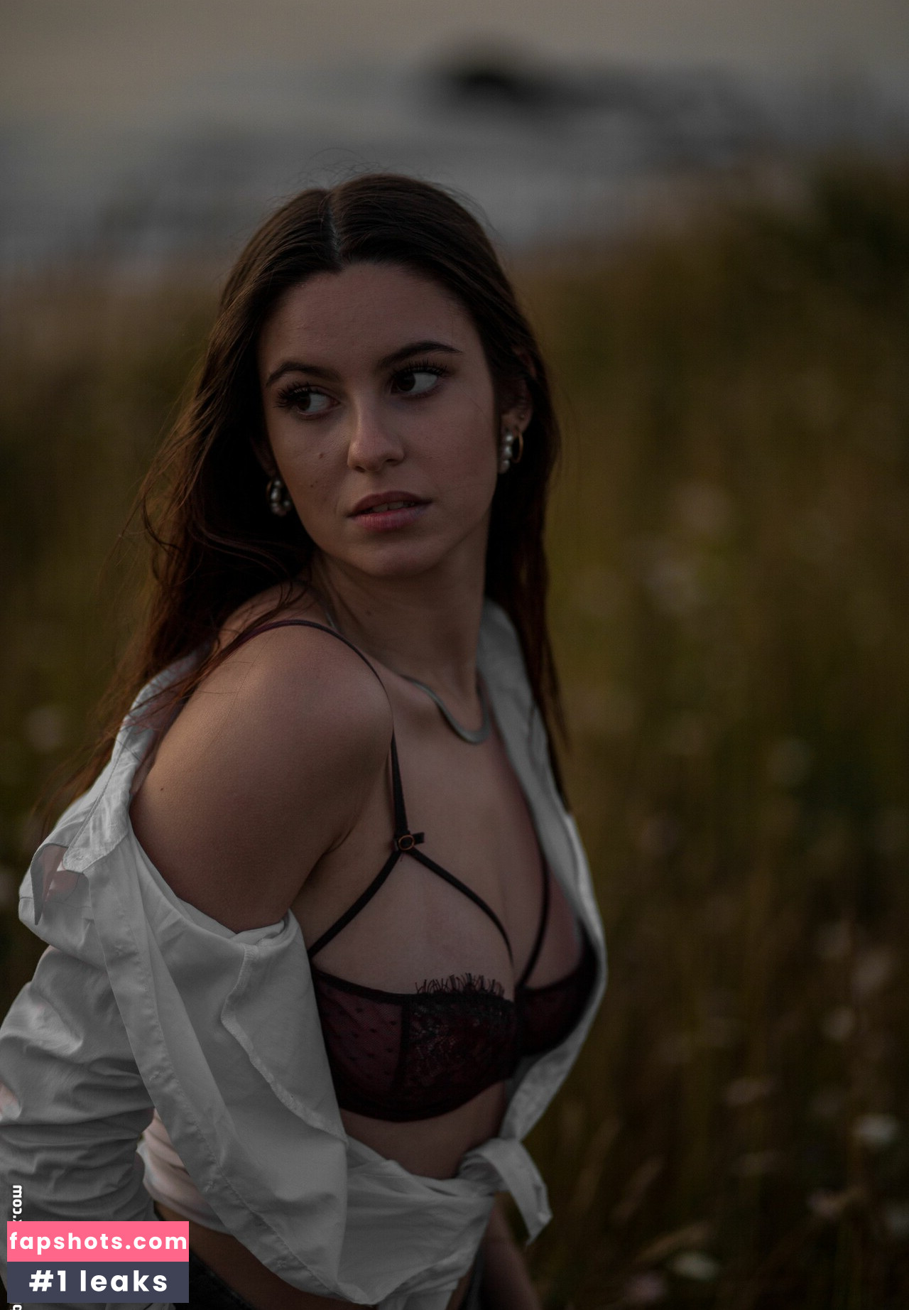 Beatriz Braz gallery photo #12