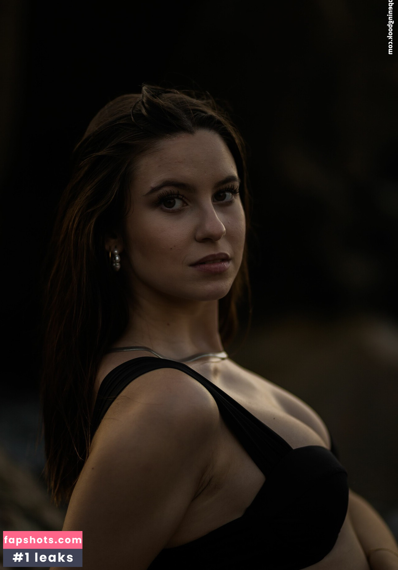 Beatriz Braz gallery photo #17