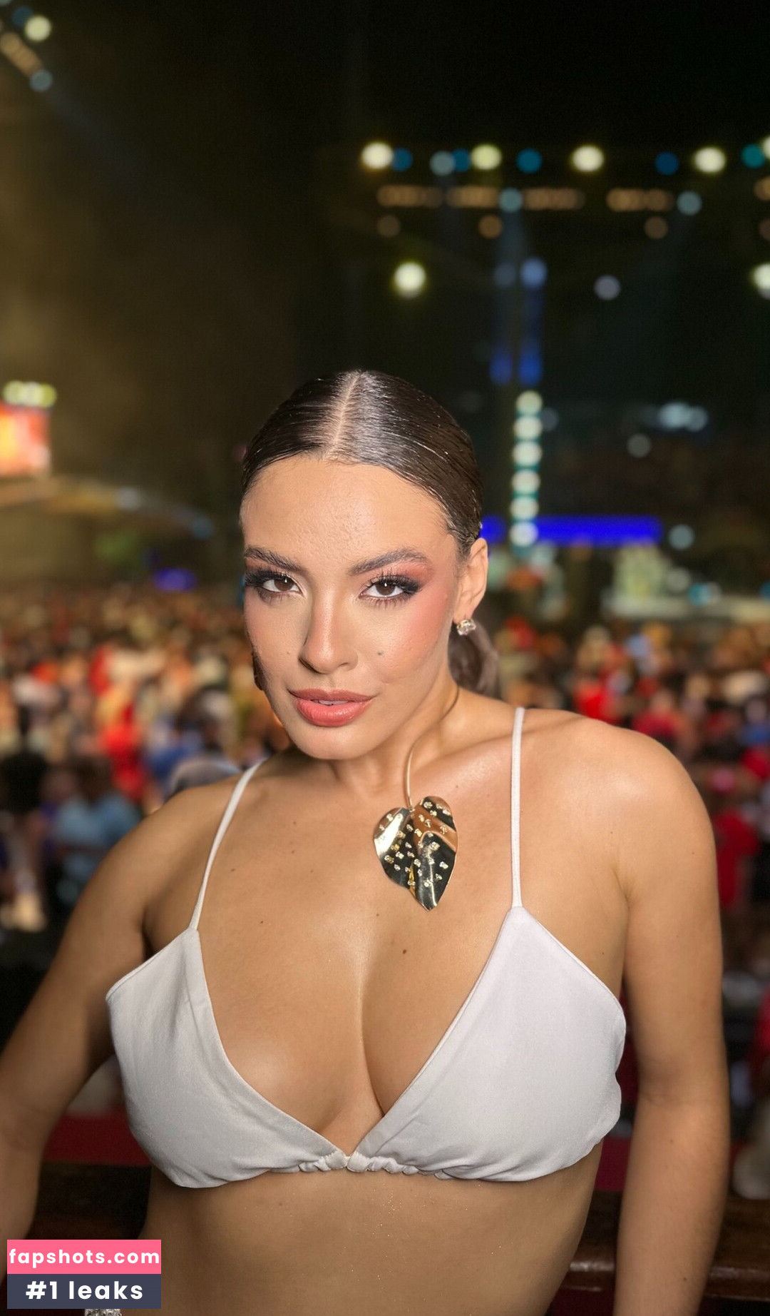 Beatriz Reis gallery photo #7