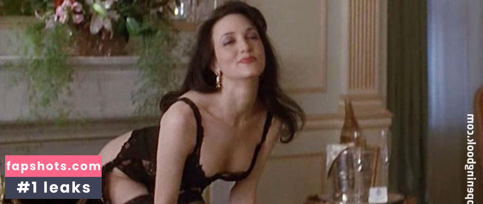 Bebe Neuwirth gallery photo #6