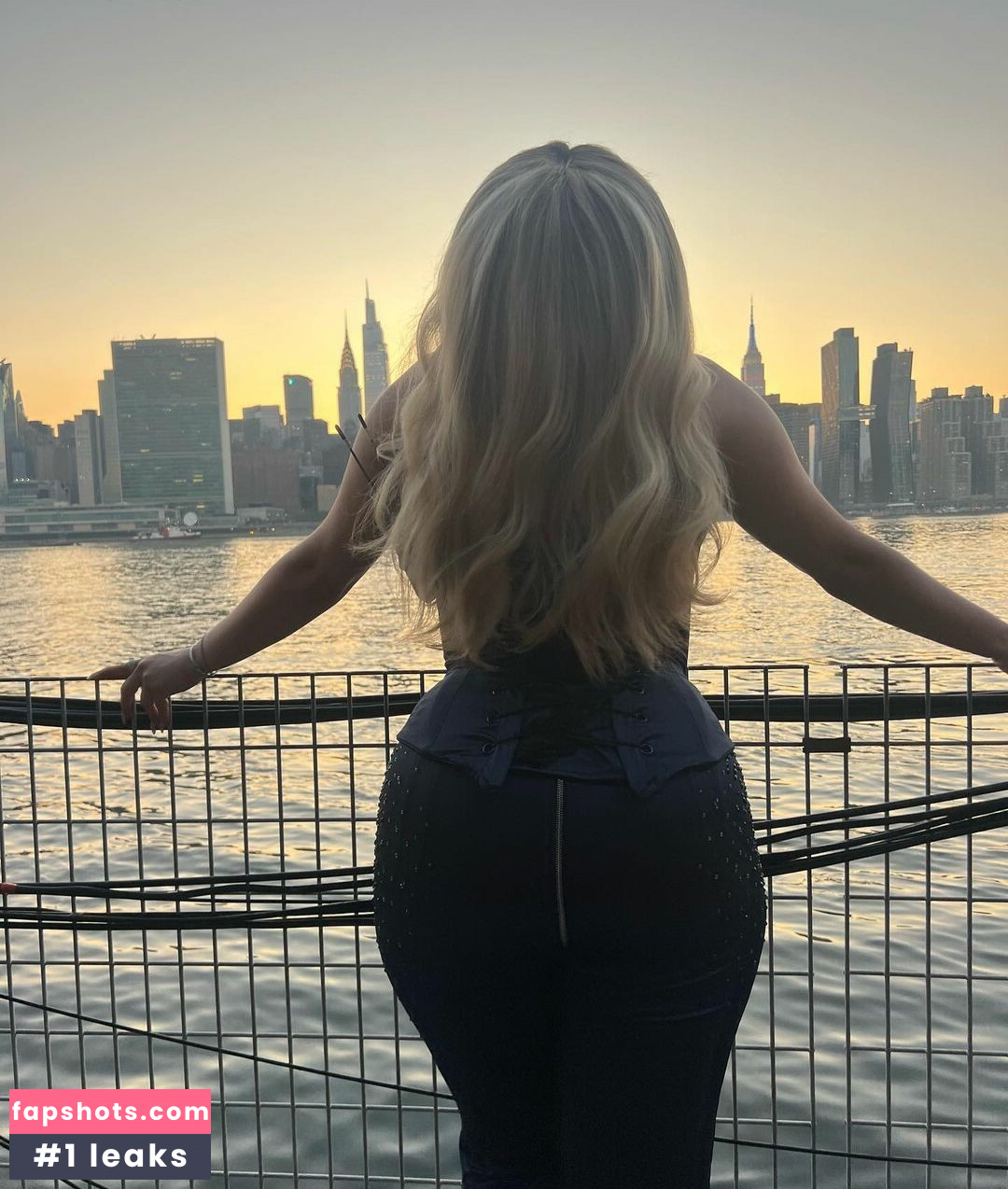 Bebe Rexha Nahé úniky fotek pouze od fanoušků #390 - Fapshots