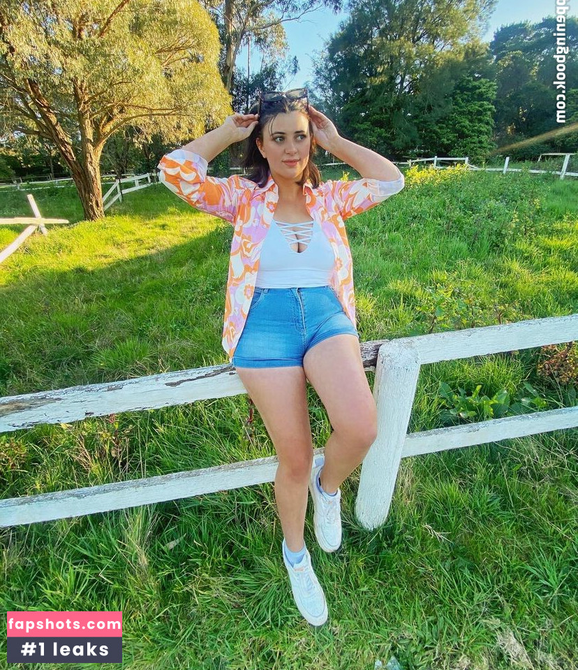 Bec Danaher gallery photo #14