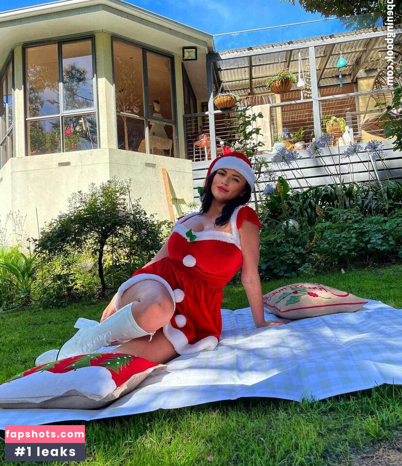 Bec Danaher gallery photo #25