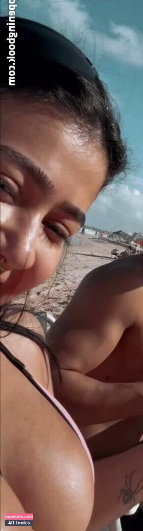 Beca Barreto gallery photo #15