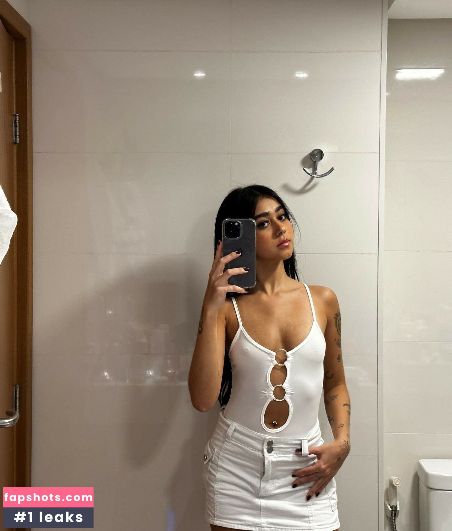 Beca Barreto gallery photo #35