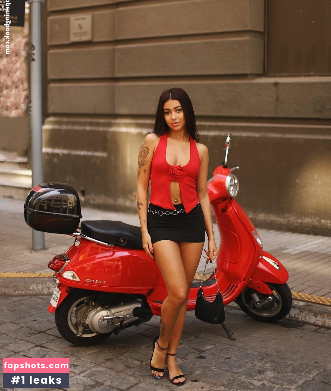 Beca Barreto gallery photo #50