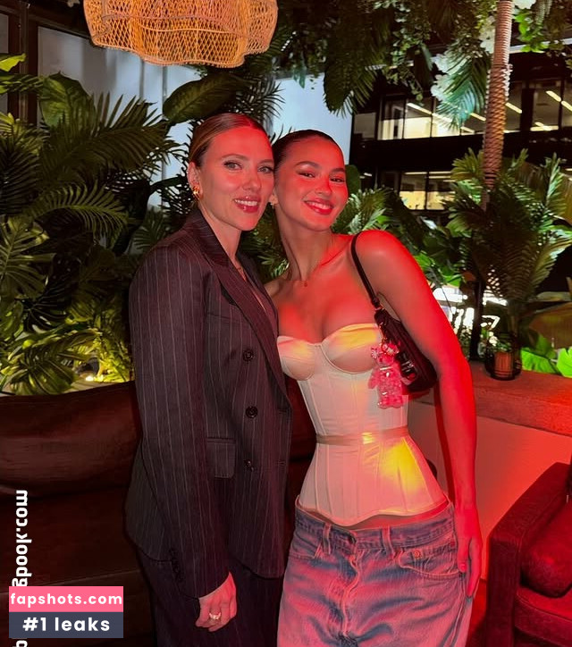 Beca Michie gallery photo #13